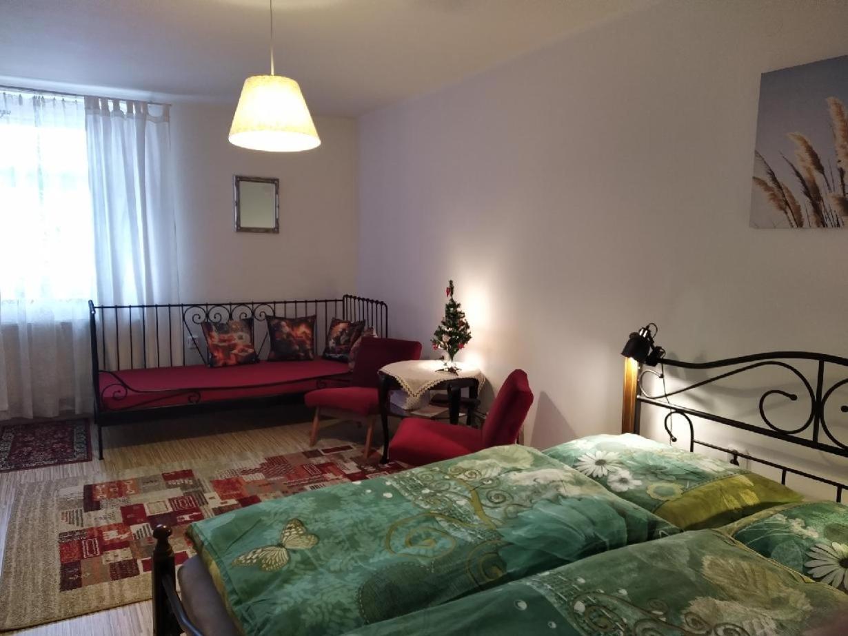 Apartmany Zatec エクステリア 写真