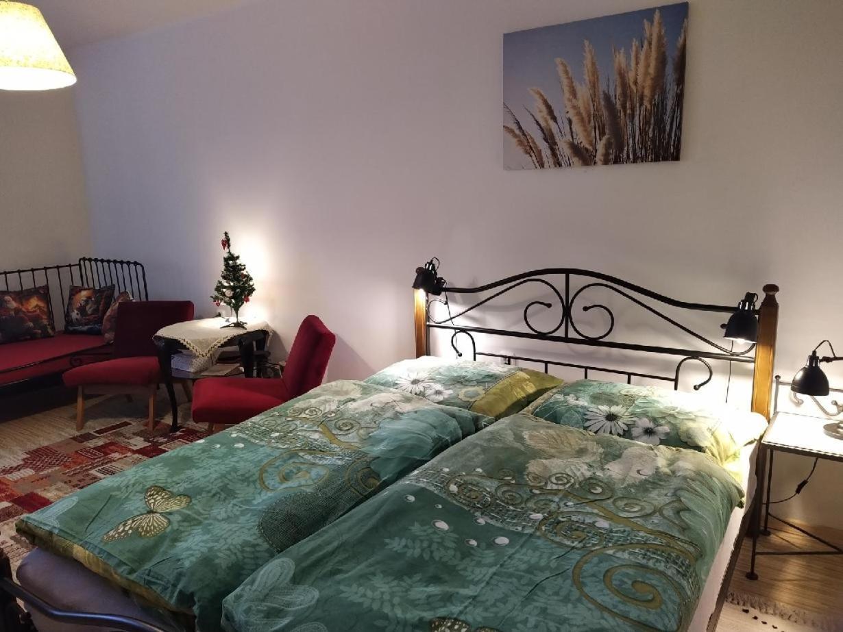 Apartmany Zatec エクステリア 写真