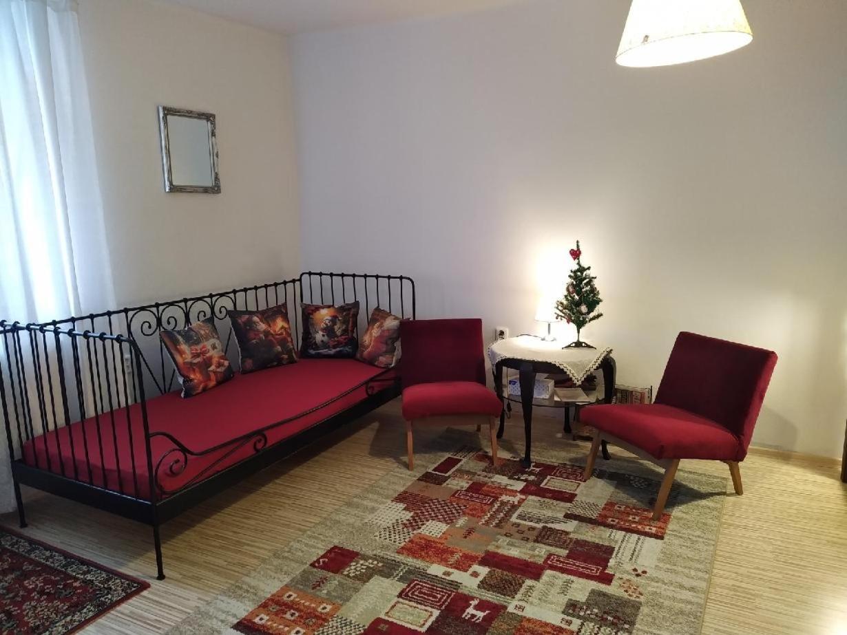 Apartmany Zatec エクステリア 写真